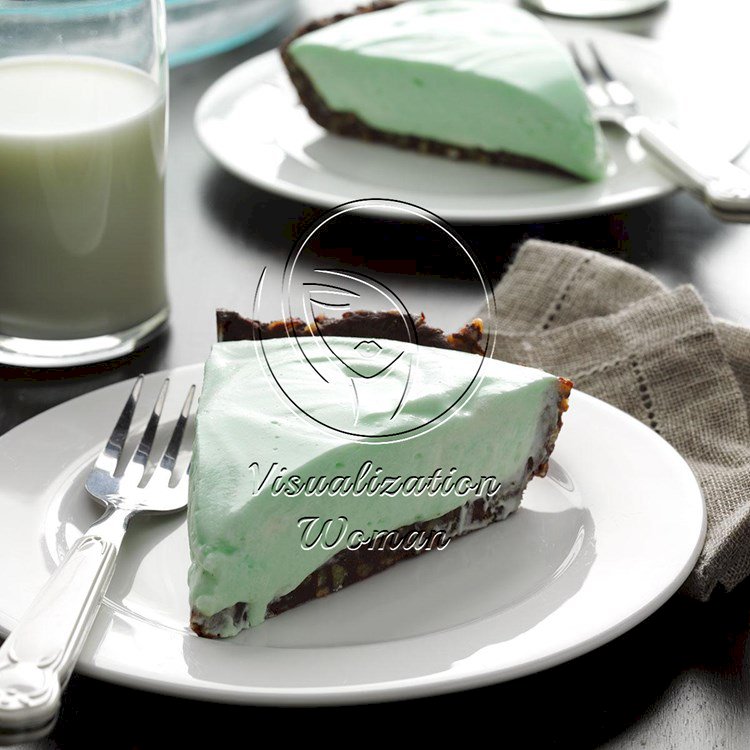 Marshmallow Grasshopper Pie