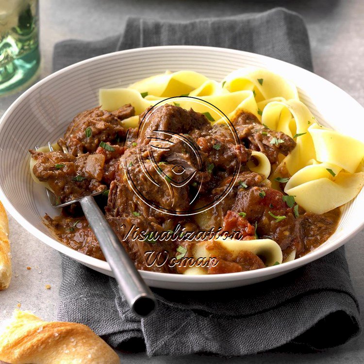 Slow Cooker Beef with Spicy Red Sauce